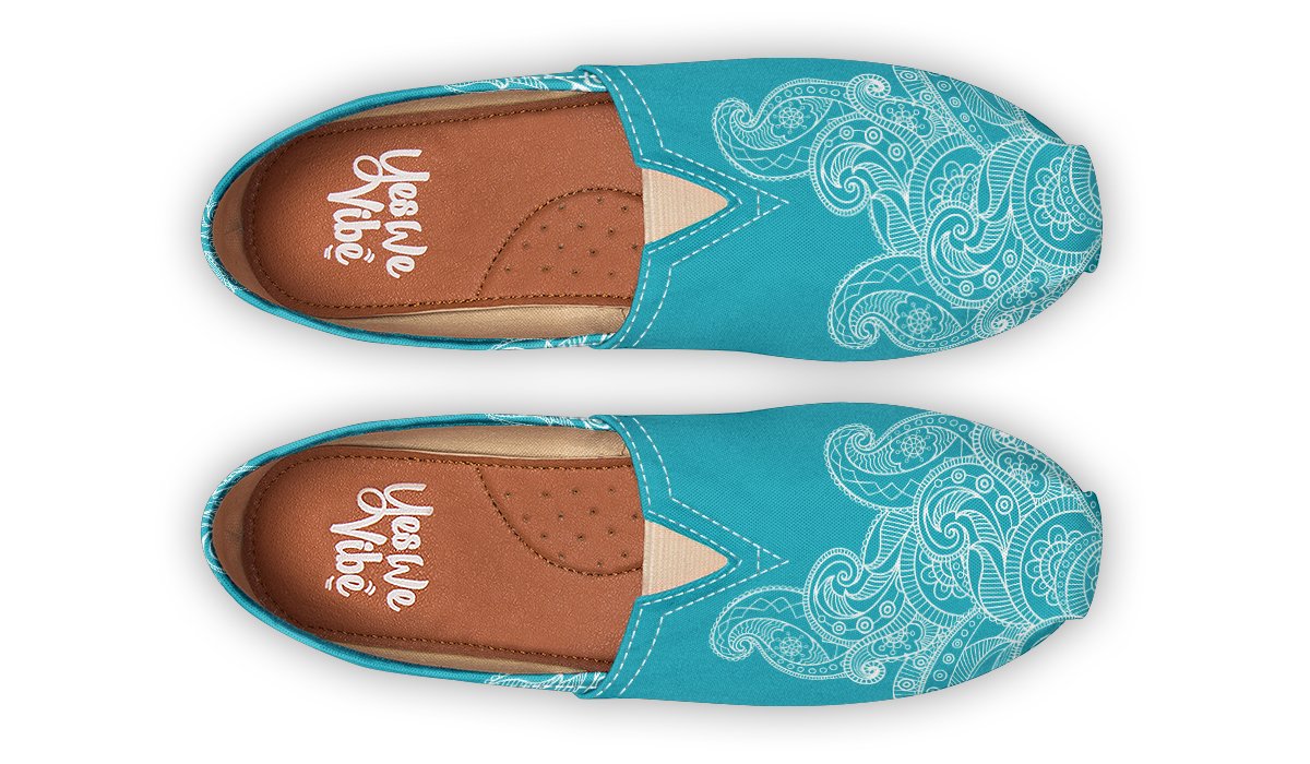 Turquoise Mehndi Pattern