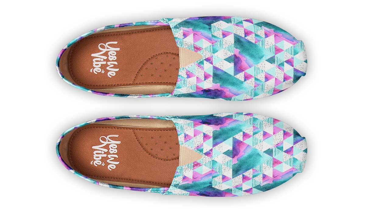 Geometric Watercolor White