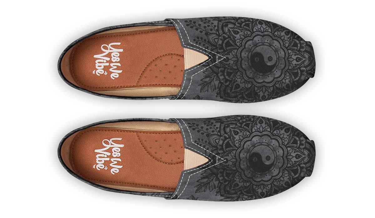 Yin Yang Mandala Grey