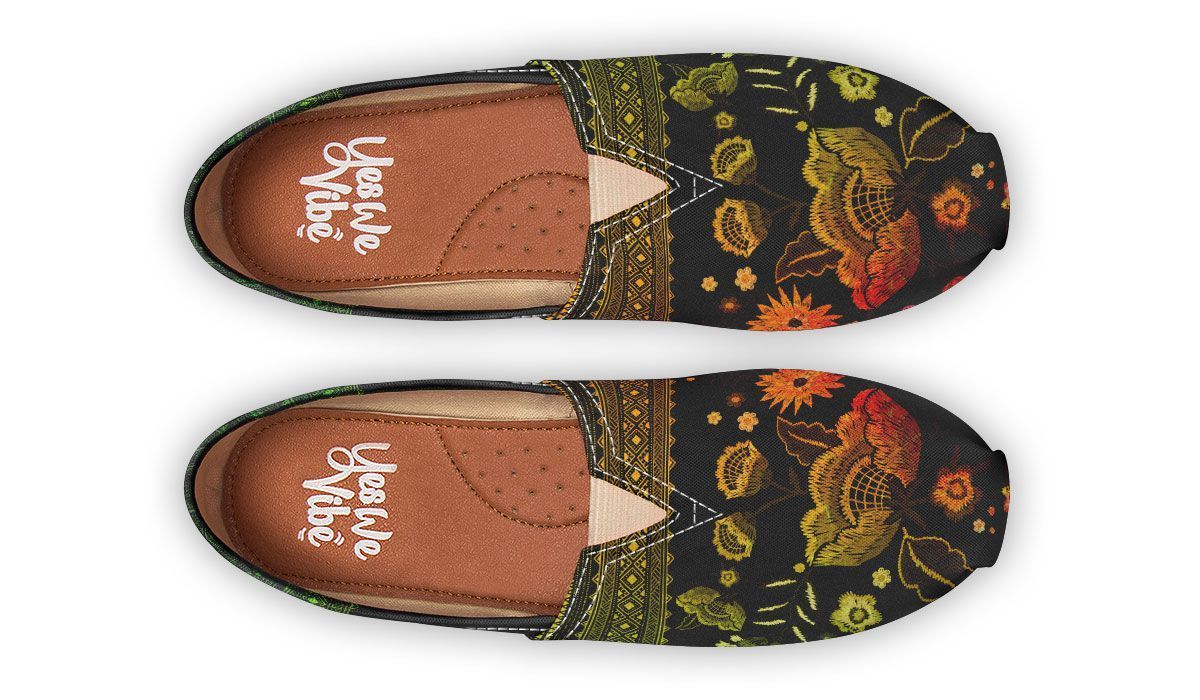 Boho Stitch Pattern Watercolor Gold