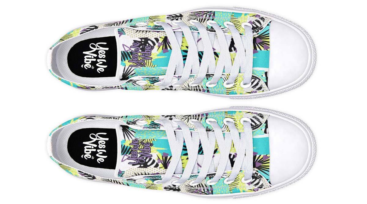 Flashy Tropical Leaves