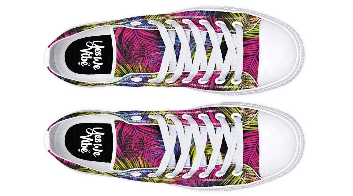 Seamless Tropical Plant