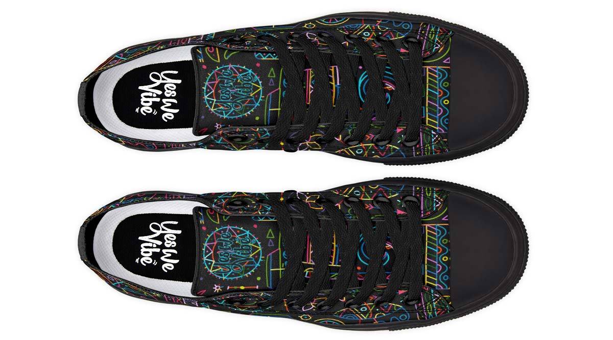 Surfing Tribal Elements