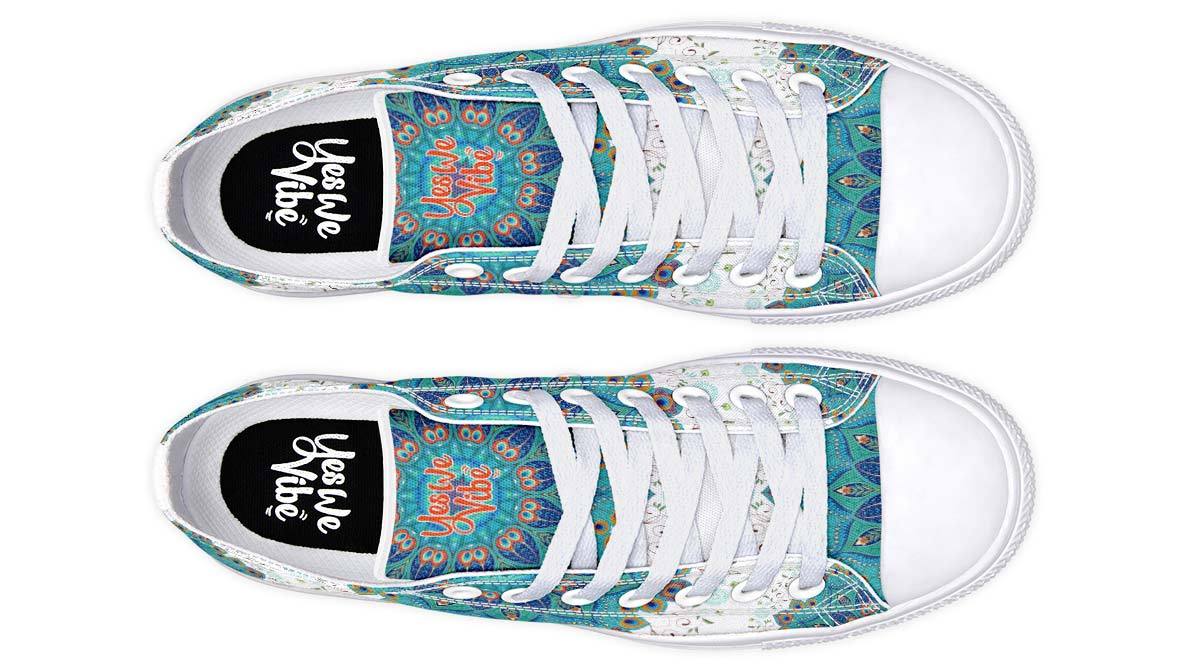 Circular Peacock Feathers Floral