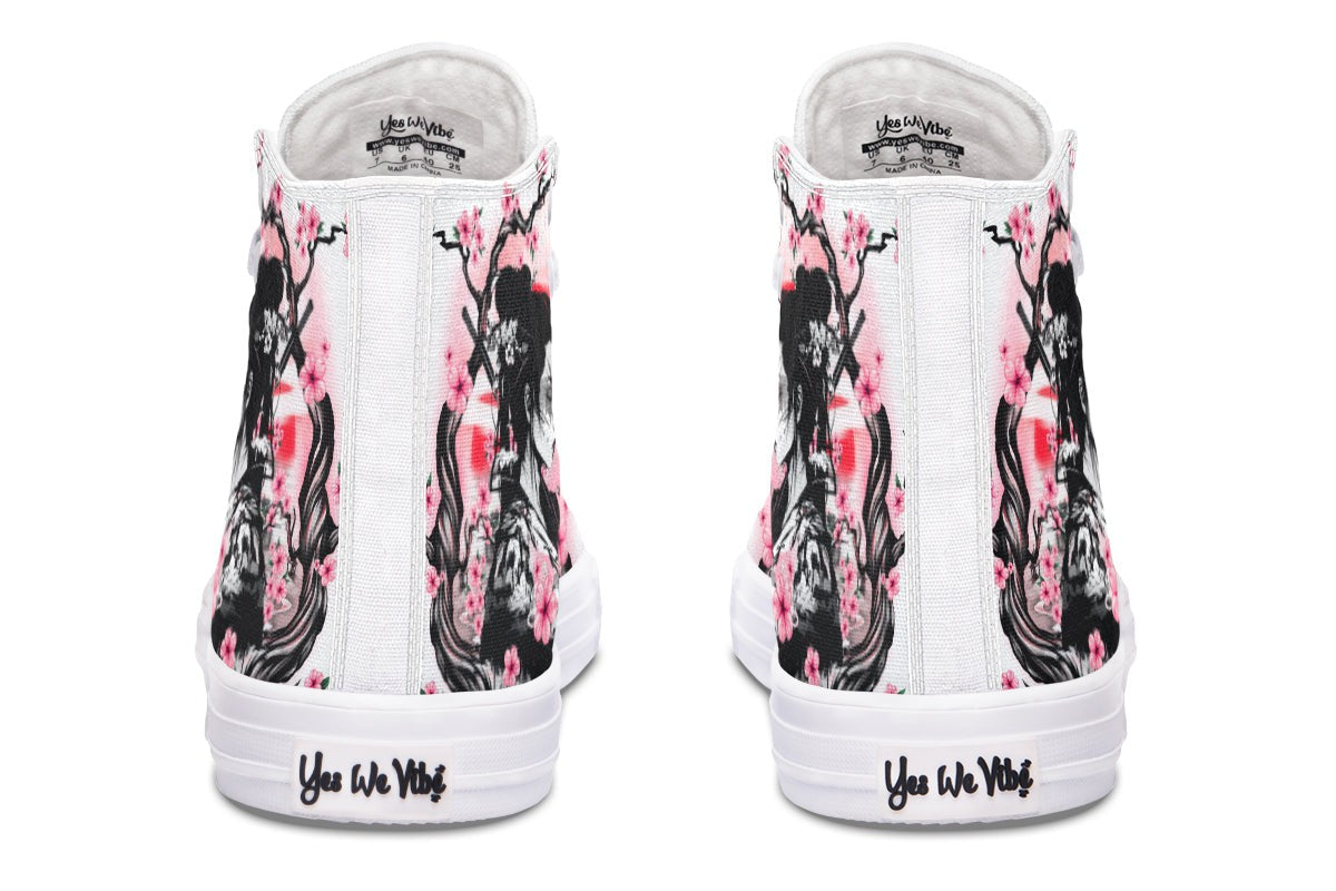 Geisha And Pink Flowers