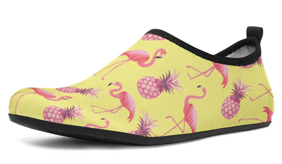 Flamingo And Pineapple