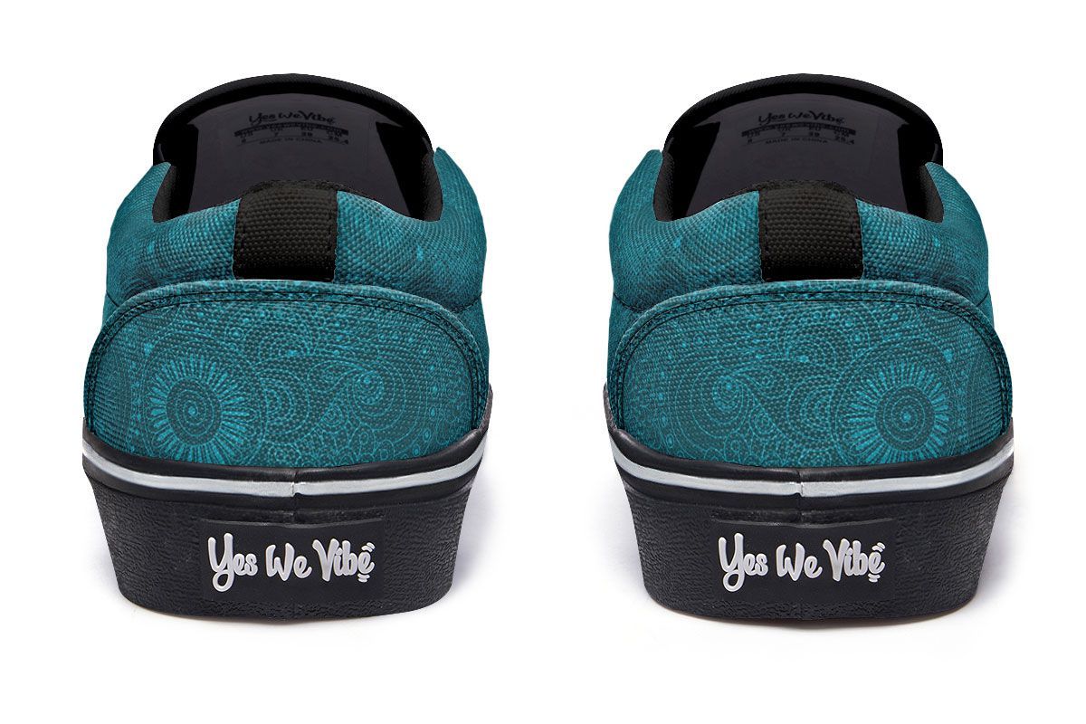 YWV Dark Turquoise Doodle