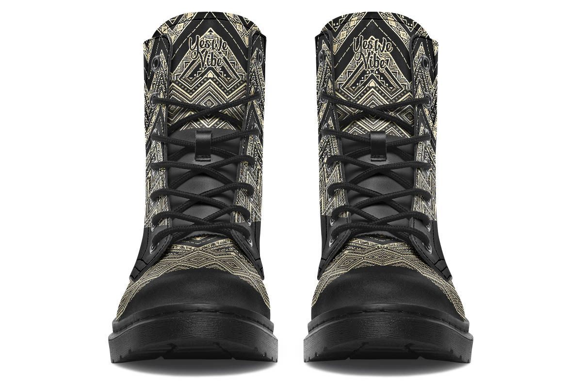 Bohemian Triangles Beige